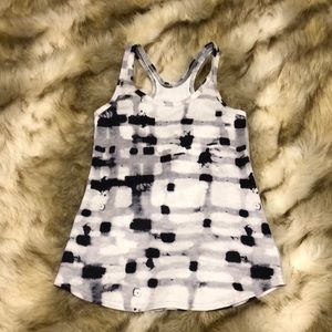 lululemon Studio Tank white+black sz 6